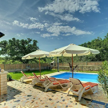 Istriana Holiday home Jursici